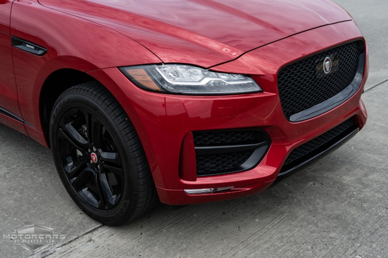 Used-2019-Jaguar-F-PACE-30t-R-Sport-Jackson-MS