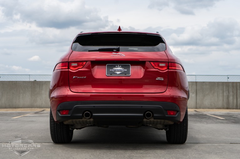 Used-2019-Jaguar-F-PACE-30t-R-Sport-Jackson-MS