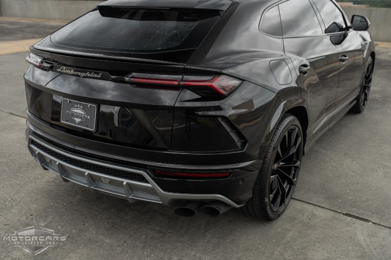 Used-2019-Lamborghini-Urus-for-sale-Jackson-MS