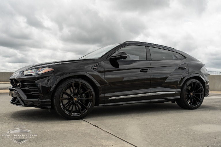 Used-2019-Lamborghini-Urus-for-sale-Jackson-MS