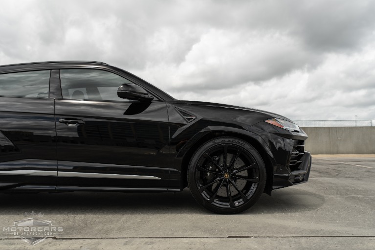 Used-2019-Lamborghini-Urus-Jackson-MS