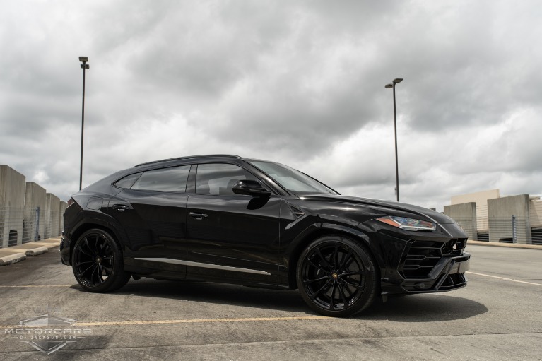 Used-2019-Lamborghini-Urus-Jackson-MS