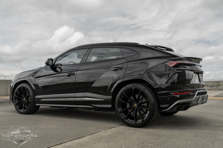 Used-2019-Lamborghini-Urus-for-sale-Jackson-MS