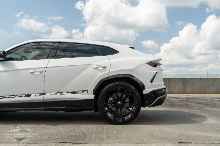 Used-2019-Lamborghini-Urus-for-sale-Jackson-MS