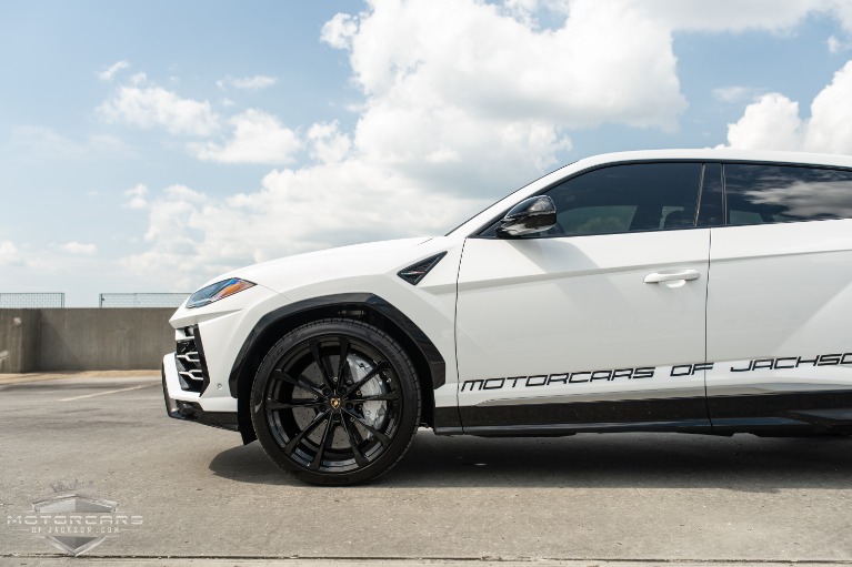 Used-2019-Lamborghini-Urus-Jackson-MS