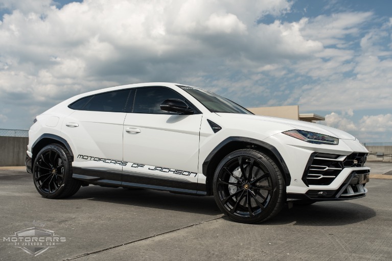 Used-2019-Lamborghini-Urus-for-sale-Jackson-MS