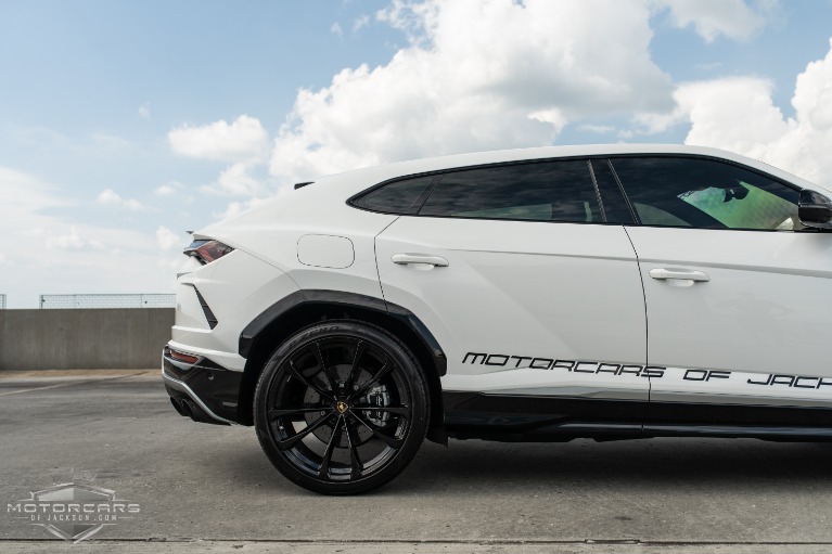 Used-2019-Lamborghini-Urus-Jackson-MS