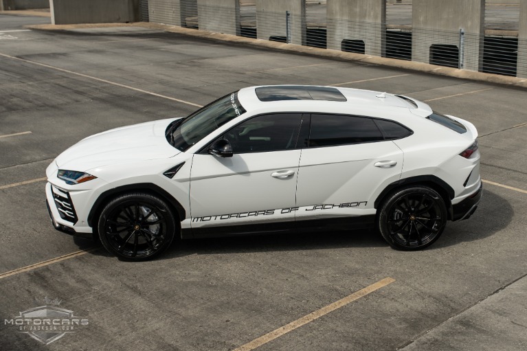 Used-2019-Lamborghini-Urus-Jackson-MS