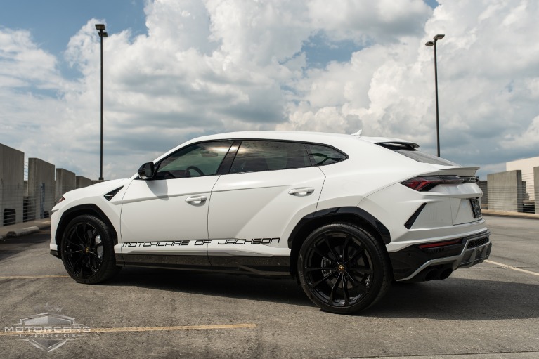 Used-2019-Lamborghini-Urus-for-sale-Jackson-MS