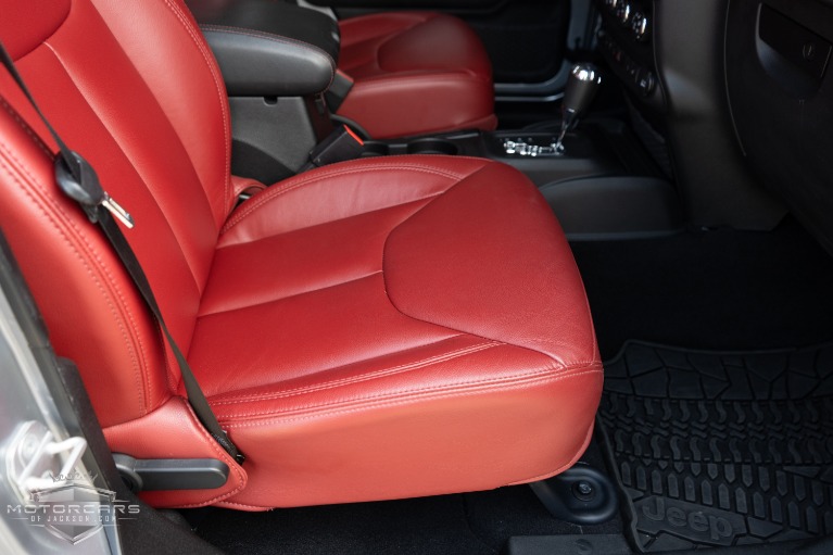 Used-2013-Jeep-Wrangler-Unlimited-Rubicon-10th-Anniversary-Jackson-MS