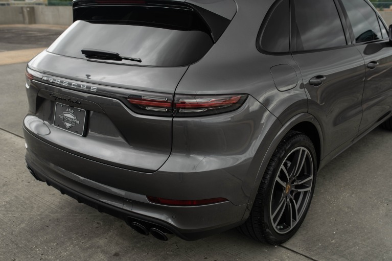 Used-2019-Porsche-Cayenne-Turbo-Jackson-MS