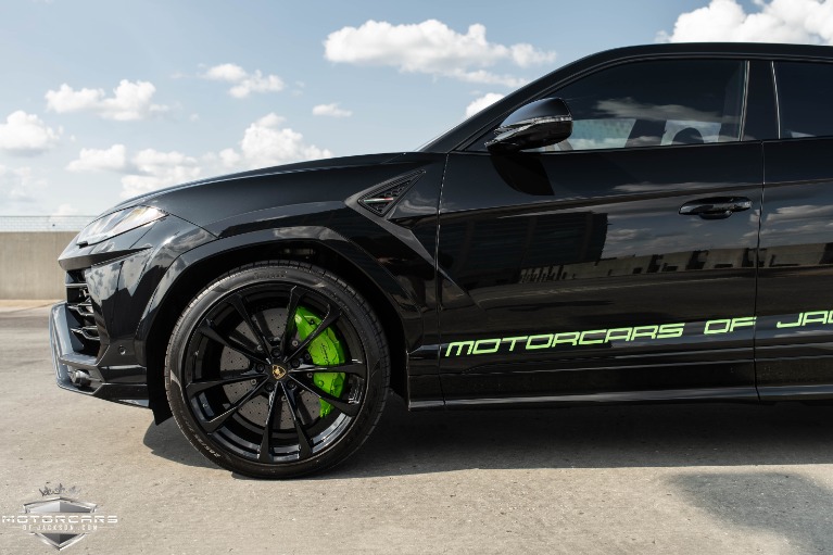Used-2020-Lamborghini-Urus-Jackson-MS
