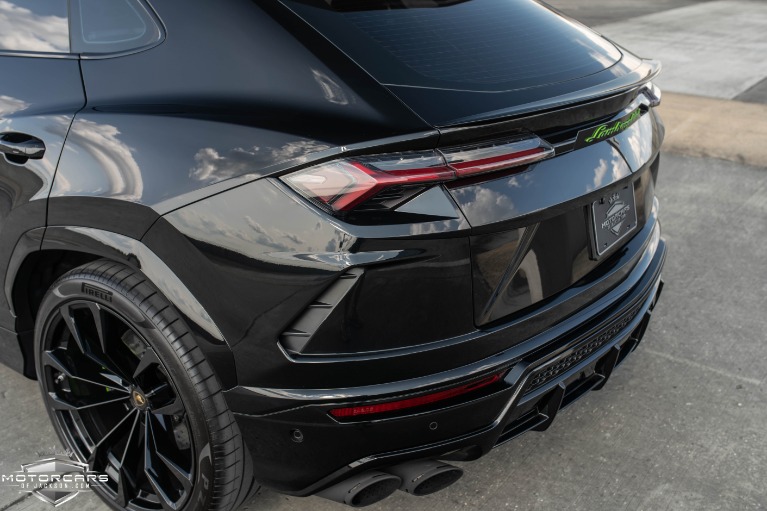 Used-2020-Lamborghini-Urus-for-sale-Jackson-MS