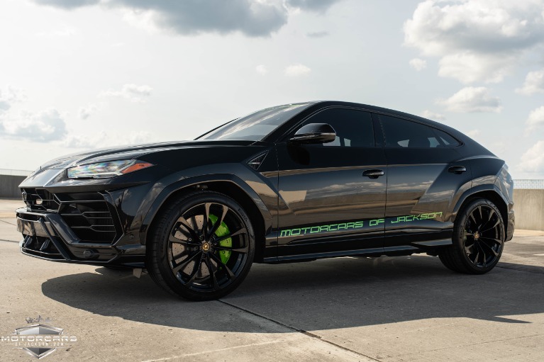 Used-2020-Lamborghini-Urus-Jackson-MS
