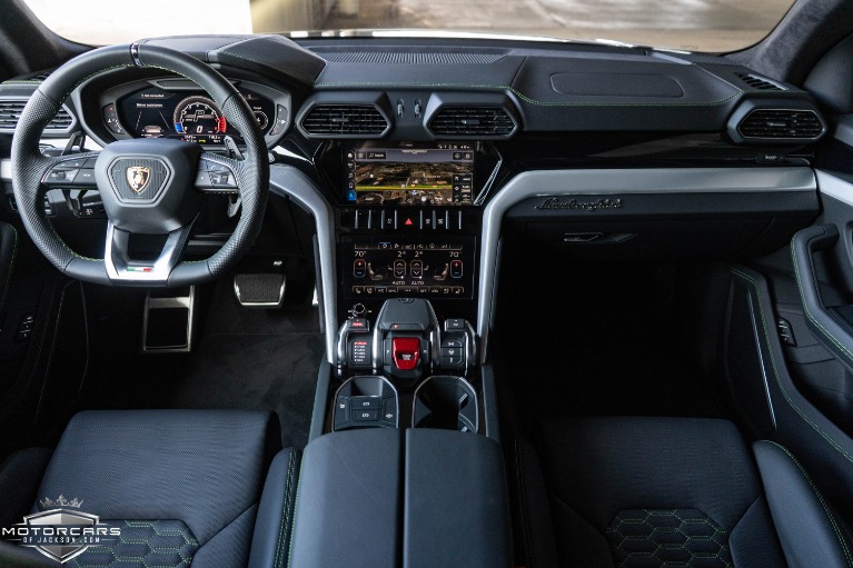 Used-2020-Lamborghini-Urus-Jackson-MS