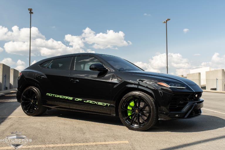 Used-2020-Lamborghini-Urus-Jackson-MS