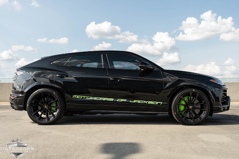 Used-2020-Lamborghini-Urus-Jackson-MS