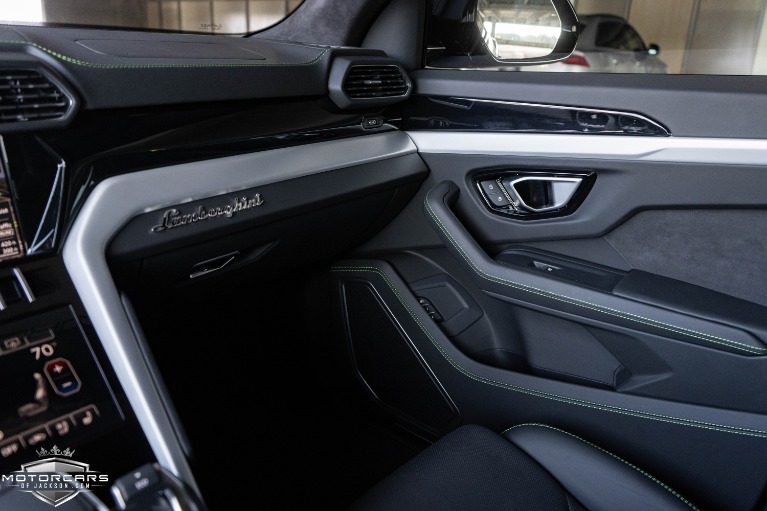 Used-2020-Lamborghini-Urus-Jackson-MS