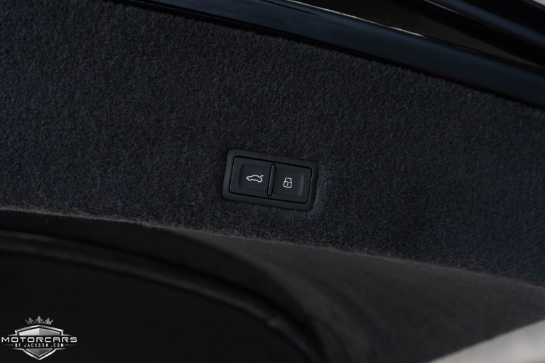 Used-2020-Lamborghini-Urus-Jackson-MS