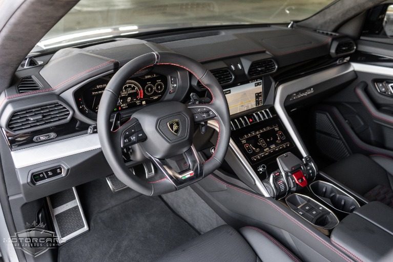 Used-2019-Lamborghini-Urus-Jackson-MS