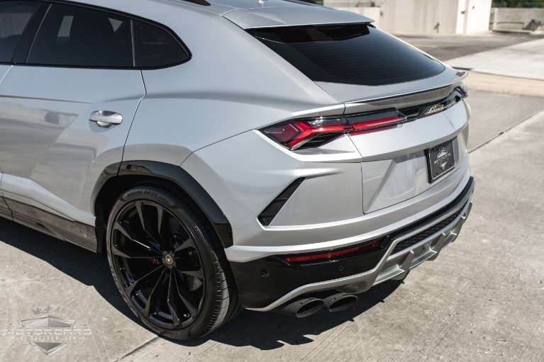 Used-2019-Lamborghini-Urus-for-sale-Jackson-MS