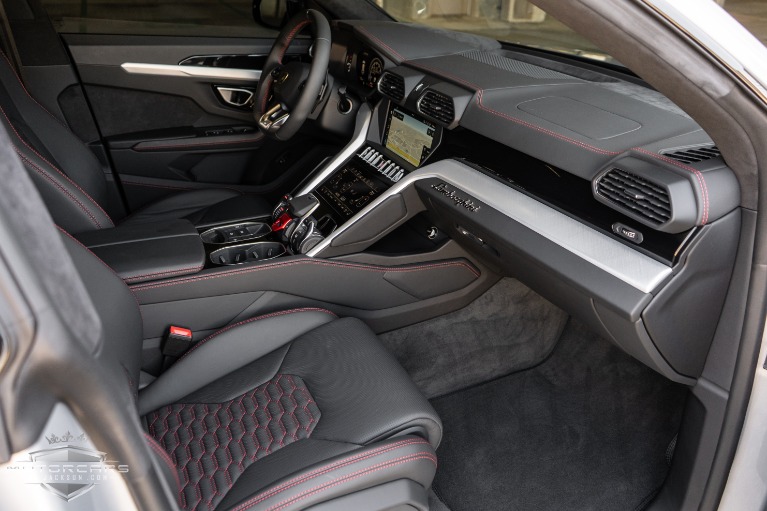 Used-2019-Lamborghini-Urus-for-sale-Jackson-MS