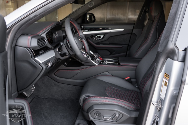 Used-2019-Lamborghini-Urus-for-sale-Jackson-MS