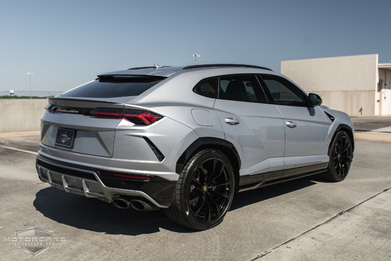 Used-2019-Lamborghini-Urus-for-sale-Jackson-MS