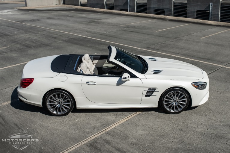 Used-2020-Mercedes-Benz-SL-SL-550-Jackson-MS