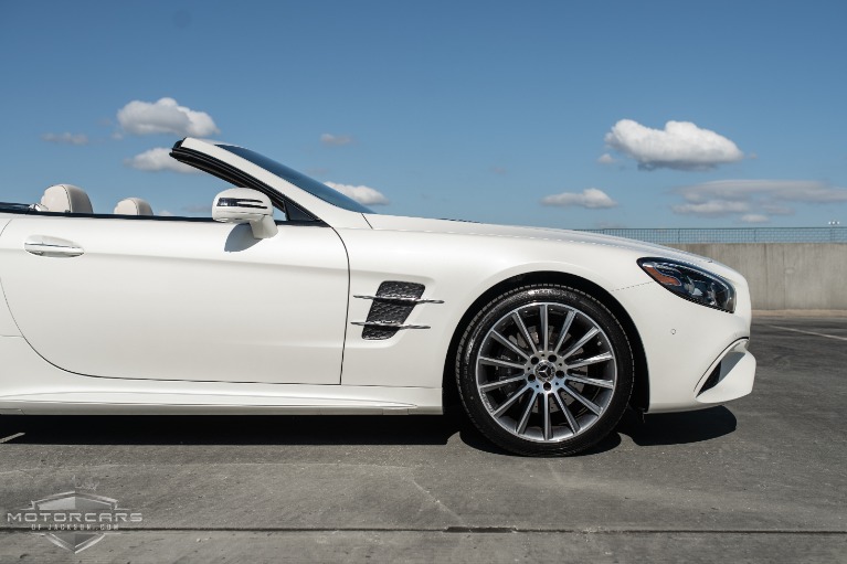 Used-2020-Mercedes-Benz-SL-SL-550-Jackson-MS