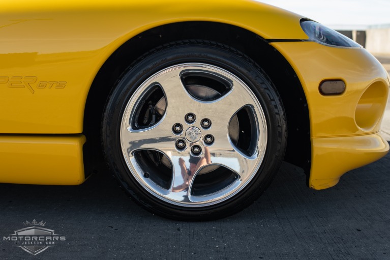 Used-2001-Dodge-Viper-GTS-for-sale-Jackson-MS