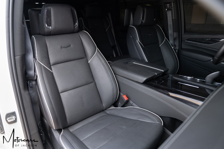 Used-2021-Cadillac-Escalade-Sport-for-sale-Jackson-MS