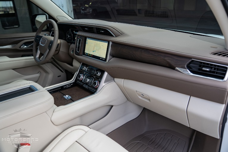 Used-2021-GMC-Yukon-Denali-4WD-for-sale-Jackson-MS