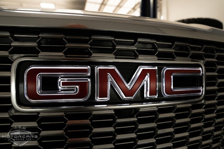 Used-2021-GMC-Yukon-Denali-4WD-Jackson-MS