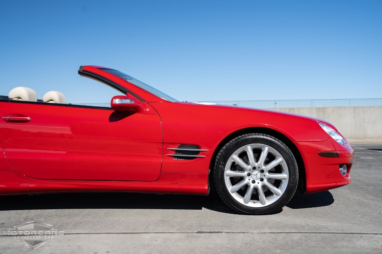 Used-2007-Mercedes-Benz-SL-Class-55L-V8-for-sale-Jackson-MS