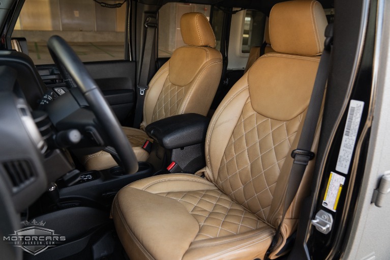 Used-2016-Jeep-Wrangler-Unlimited-Starwood-Motors-Custom-Jackson-MS