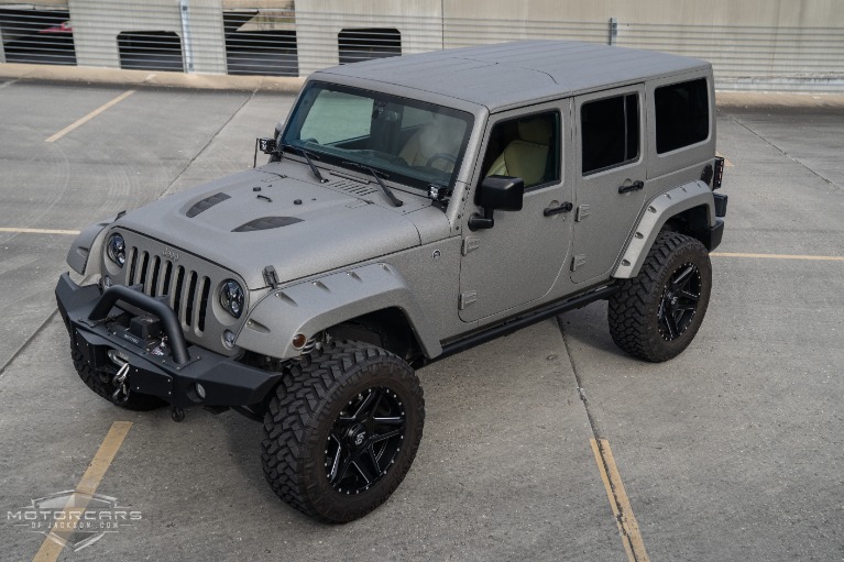 Used-2016-Jeep-Wrangler-Unlimited-Starwood-Motors-Custom-Jackson-MS