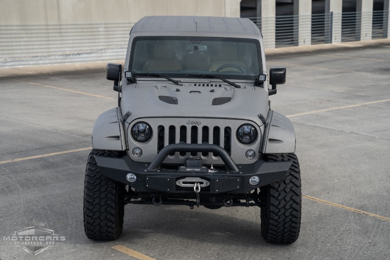Used-2016-Jeep-Wrangler-Unlimited-Starwood-Motors-Custom-Jackson-MS