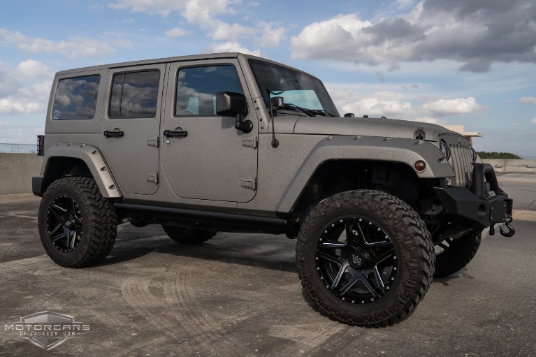 Used-2016-Jeep-Wrangler-Unlimited-Starwood-Motors-Custom-Jackson-MS