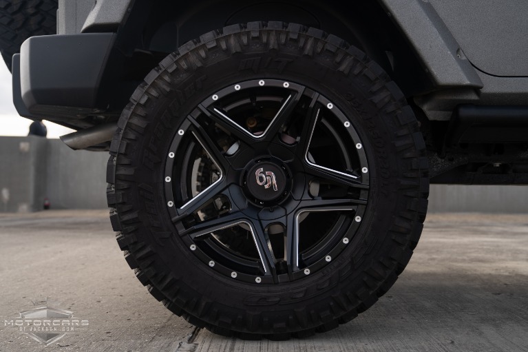 Used-2016-Jeep-Wrangler-Unlimited-Starwood-Motors-Custom-Jackson-MS