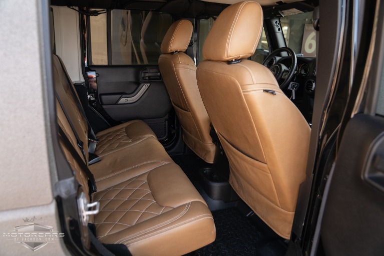 Used-2016-Jeep-Wrangler-Unlimited-Starwood-Motors-Custom-Jackson-MS