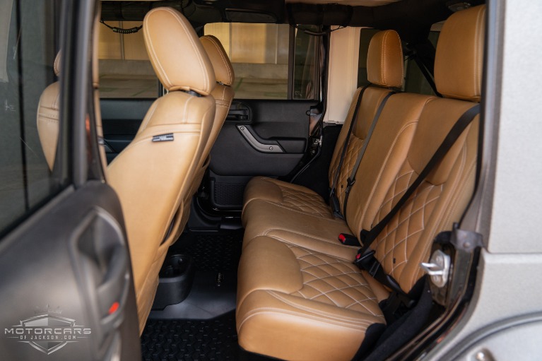 Used-2016-Jeep-Wrangler-Unlimited-Starwood-Motors-Custom-for-sale-Jackson-MS