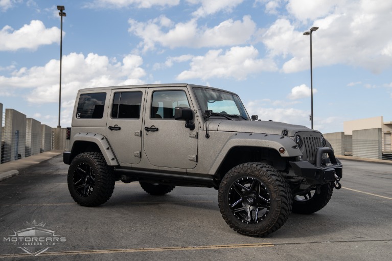 Used-2016-Jeep-Wrangler-Unlimited-Starwood-Motors-Custom-Jackson-MS