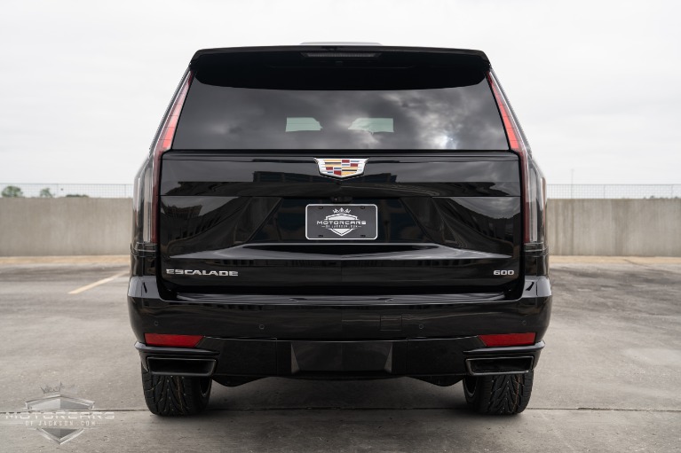 Used-2021-Cadillac-Escalade-Sport-Platinum-for-sale-Jackson-MS