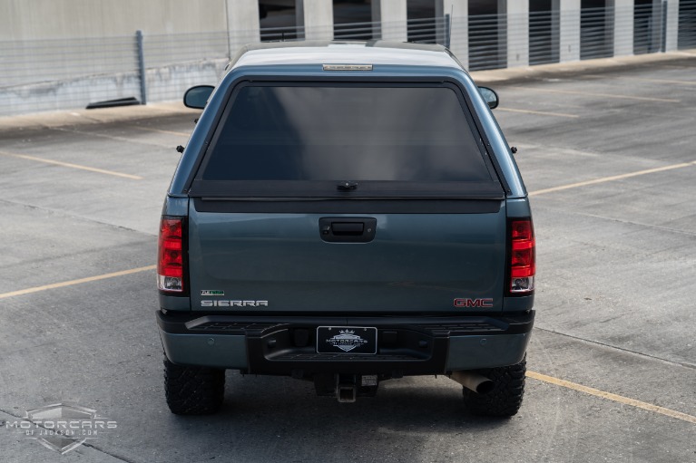 Used-2012-GMC-Sierra-2500HD-Denali-4WD-Crew-Cab-for-sale-Jackson-MS