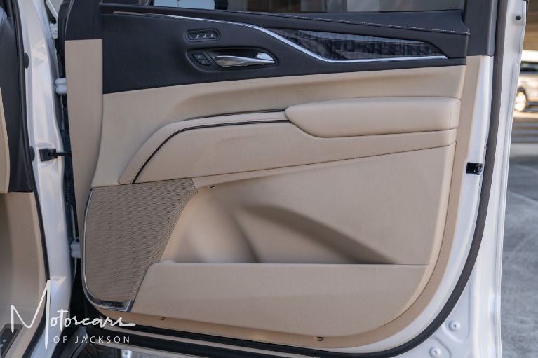 Used-2021-Cadillac-Escalade-ESV-Premium-Luxury-Jackson-MS