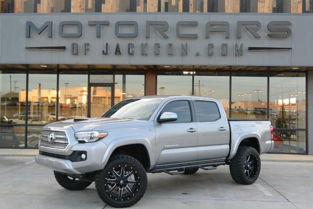 Used-2016-Toyota-Tacoma-TRD-Sport-for-sale-Jackson-MS