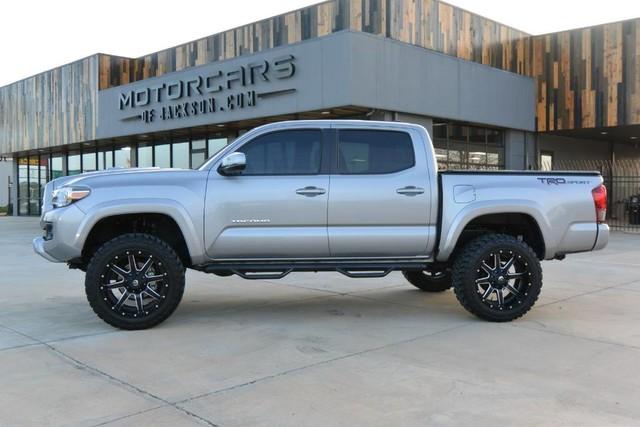 Used-2016-Toyota-Tacoma-TRD-Sport-Jackson-MS