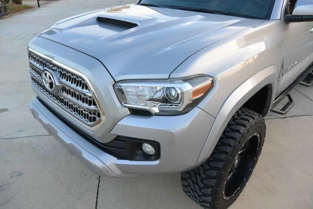Used-2016-Toyota-Tacoma-TRD-Sport-Jackson-MS