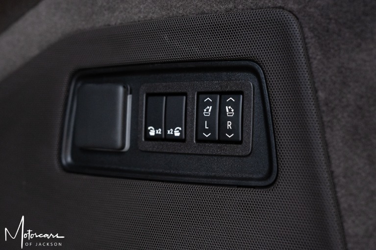 Used-2021-Cadillac-Escalade-Premium-Luxury-for-sale-Jackson-MS